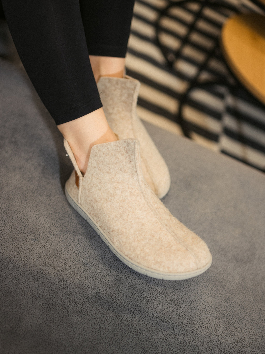 Barefoot slippers Be Lenka Chillax - Ankle-cut - Beige