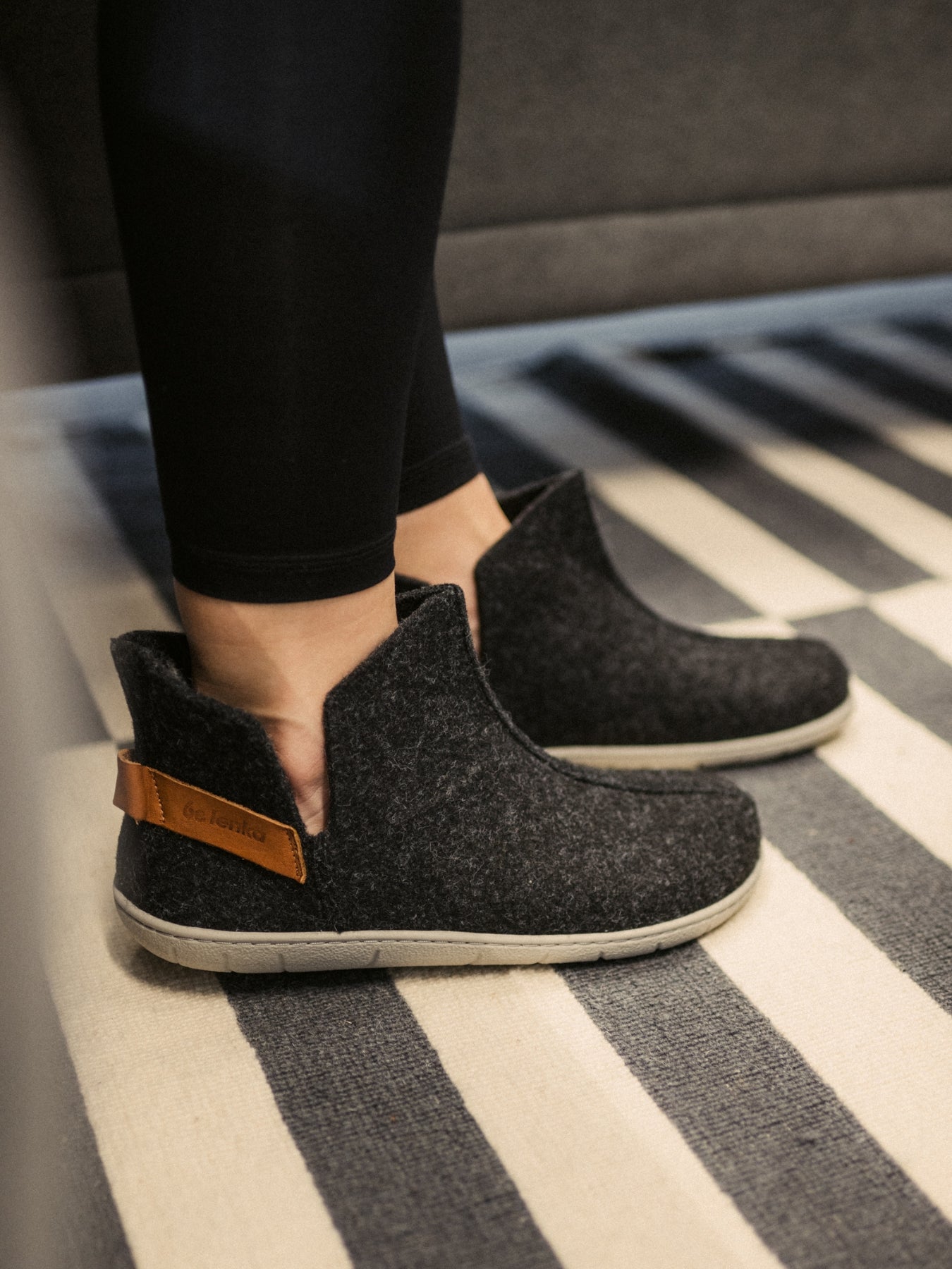 Barefoot slippers Be Lenka Chillax - Ankle-cut - Black