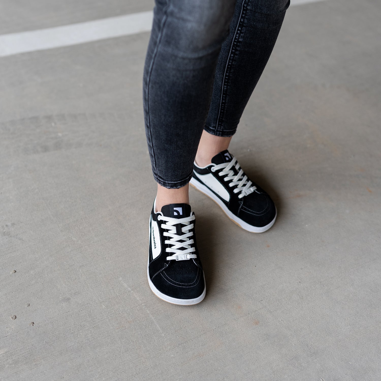 Barefoot Shoes Barebarics Legend - Black & White - Barefoot Shoe Store