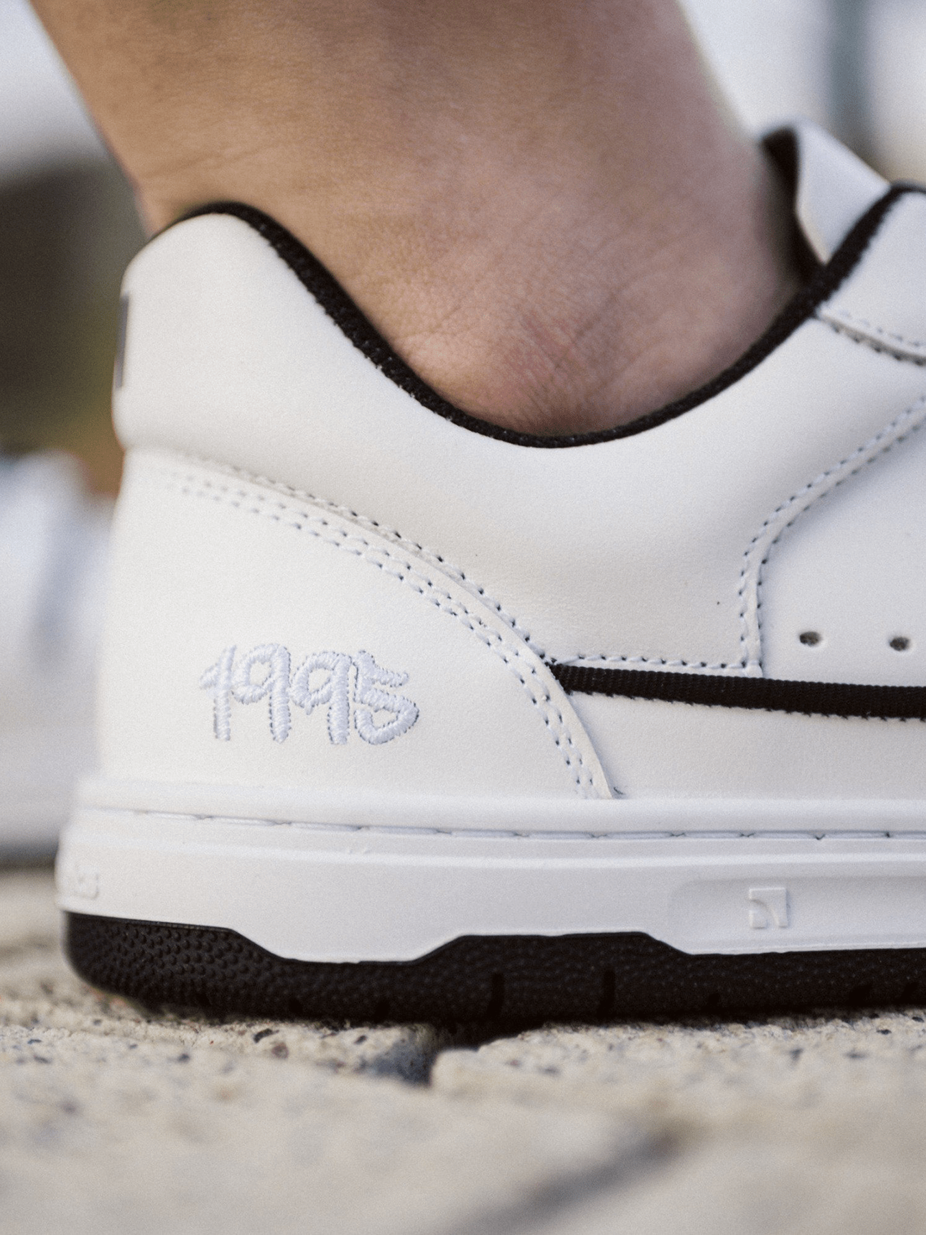 Barefoot Sneakers Barebarics Arise - White & Black - Barefoot Shoe Store