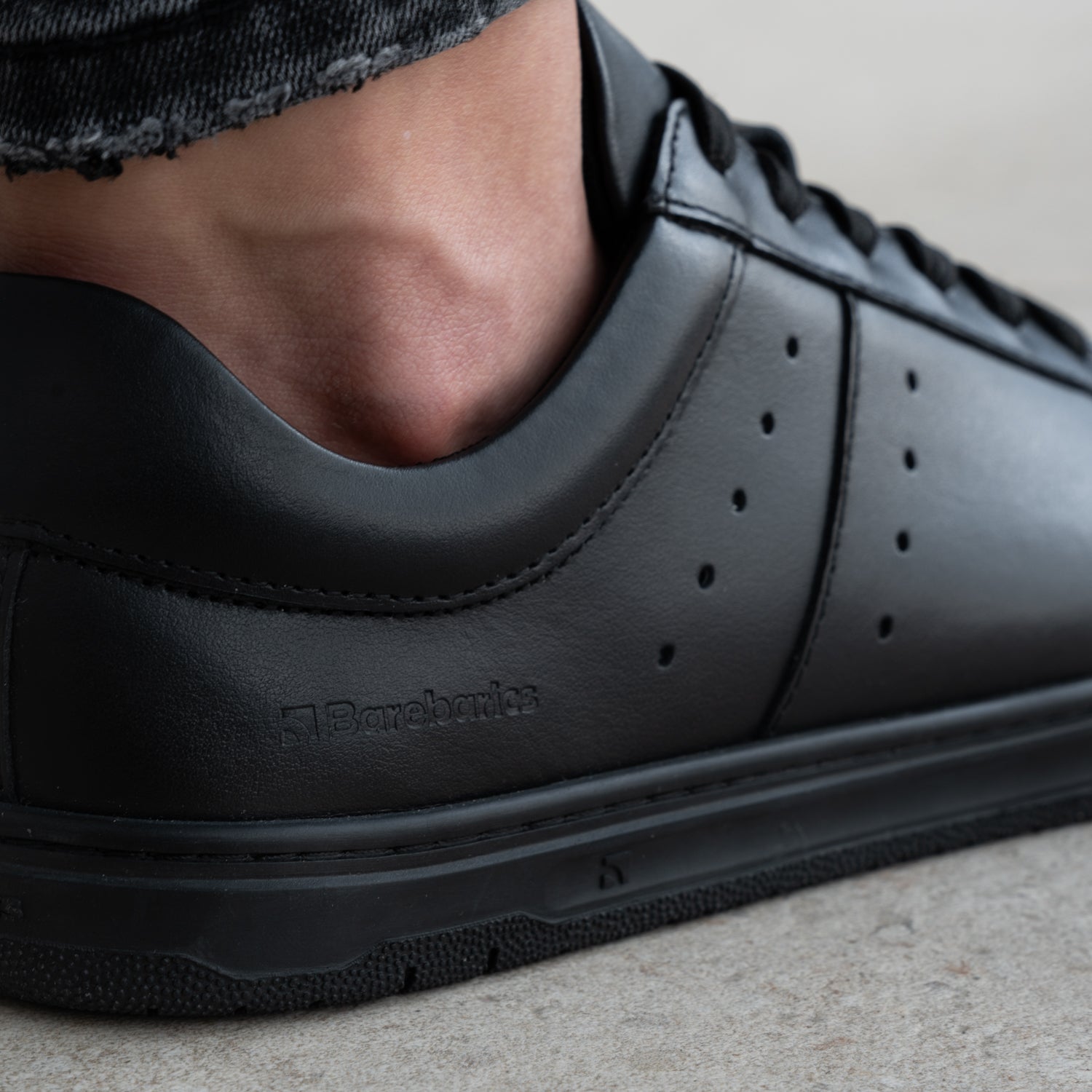 Barefoot Sneakers Barebarics Enigma - All Black - Barefoot Shoe Store