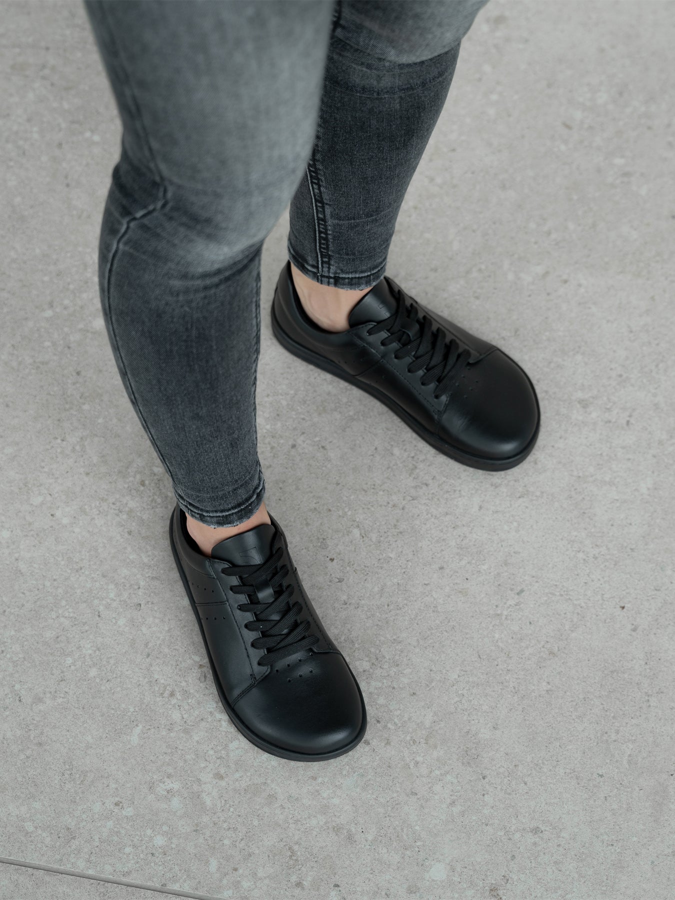 Barefoot Sneakers Barebarics Enigma - All Black - Barefoot Shoe Store
