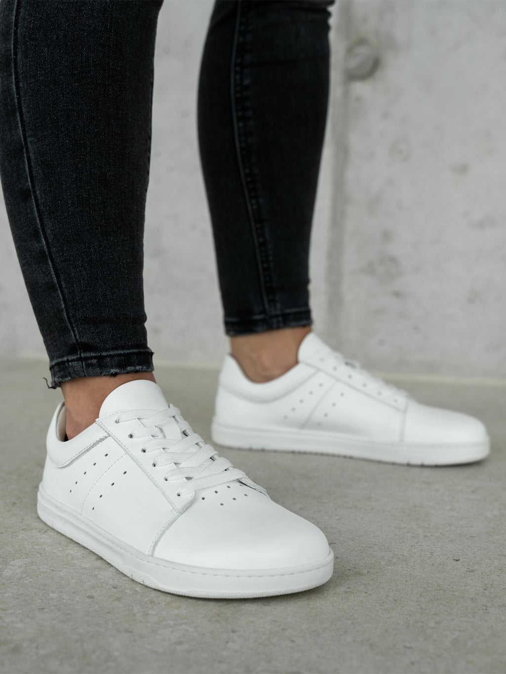 Barefoot Sneakers Barebarics Enigma - All White - Barefoot Shoe Store