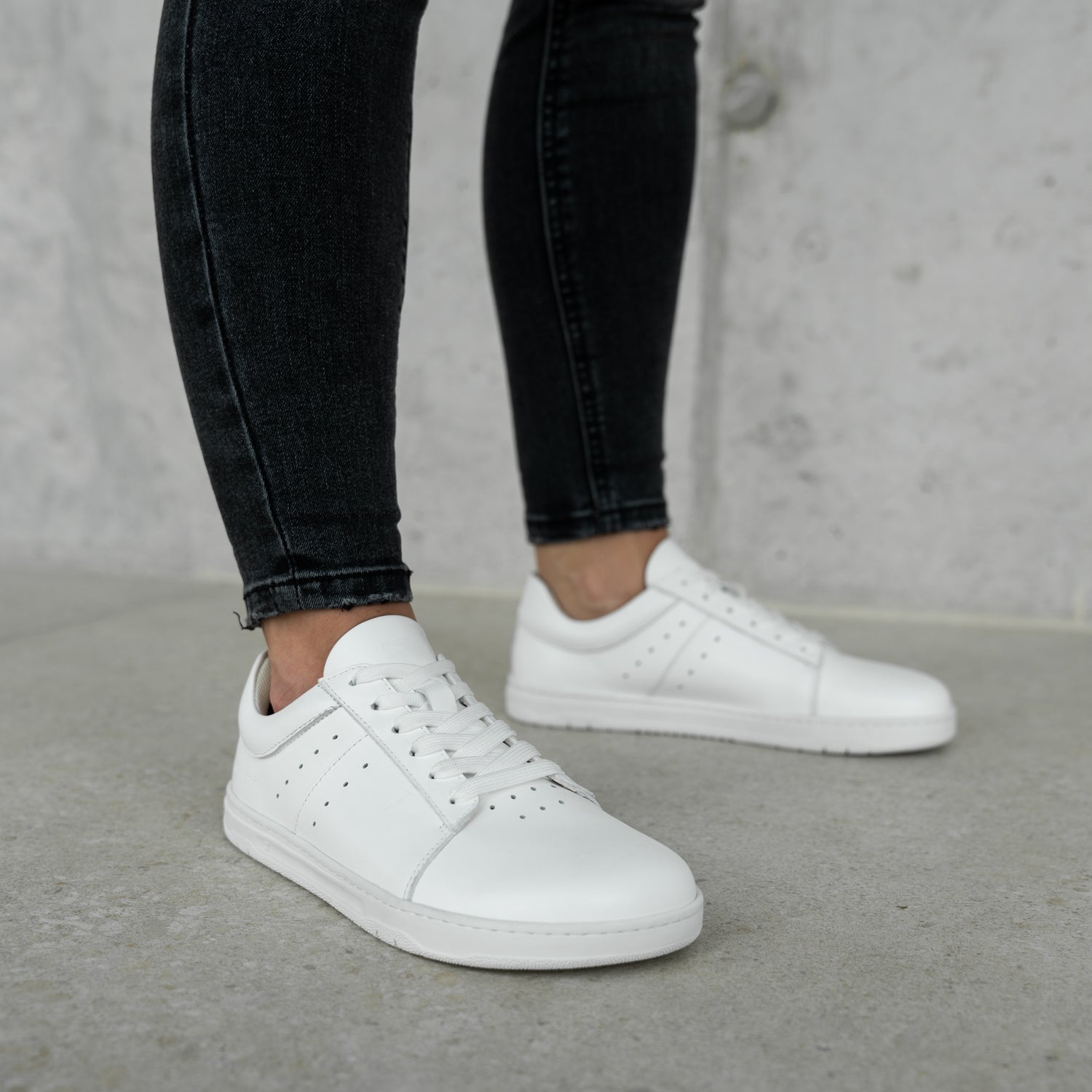 Barefoot Sneakers Barebarics Enigma - All White - Barefoot Shoe Store