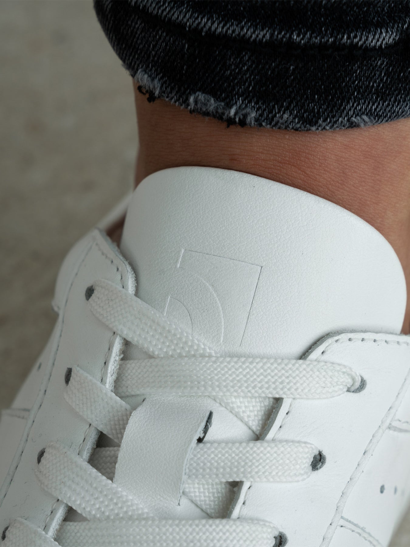 Barefoot Sneakers Barebarics Enigma - All White - Barefoot Shoe Store