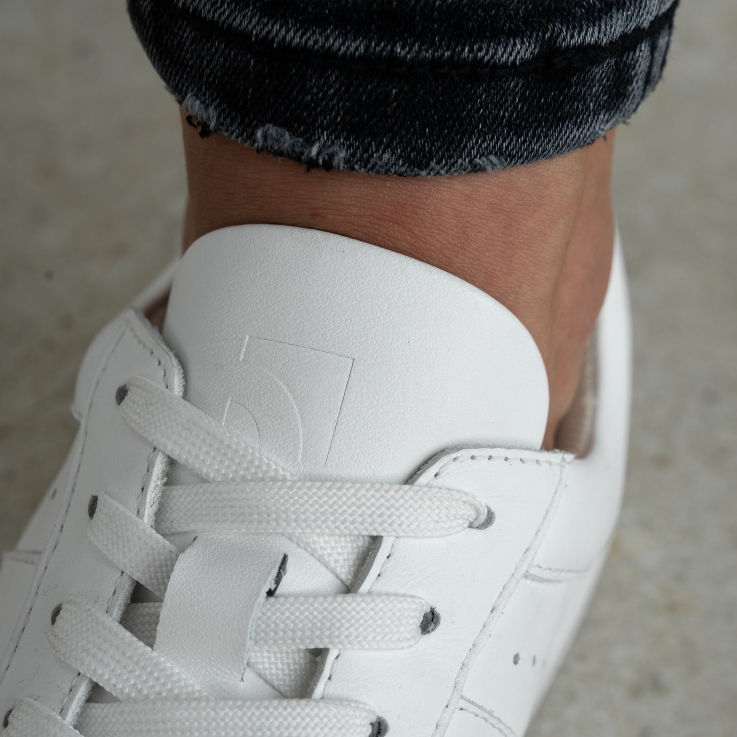 Barefoot Sneakers Barebarics Enigma - All White - Barefoot Shoe Store