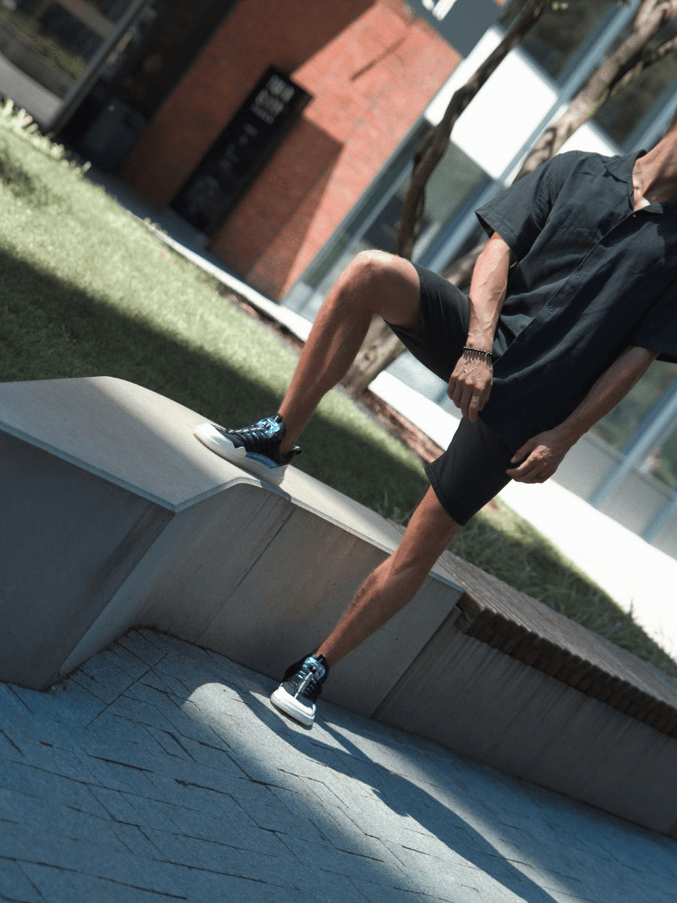 Barefoot Sneakers Barebarics Futura - Iridescent Black - Barefoot Shoe Store