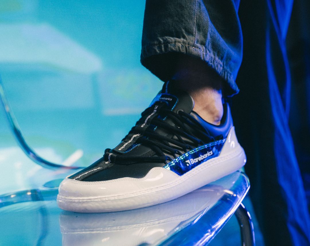 Barefoot Sneakers Barebarics Futura - Iridescent Black - Barefoot Shoe Store