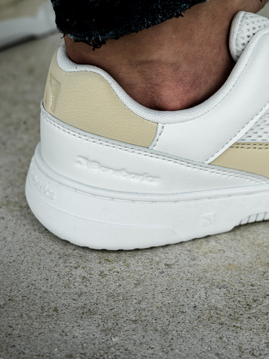 Barefoot Sneakers Barebarics Vaporo - White & Beige - Barefoot Shoe Store