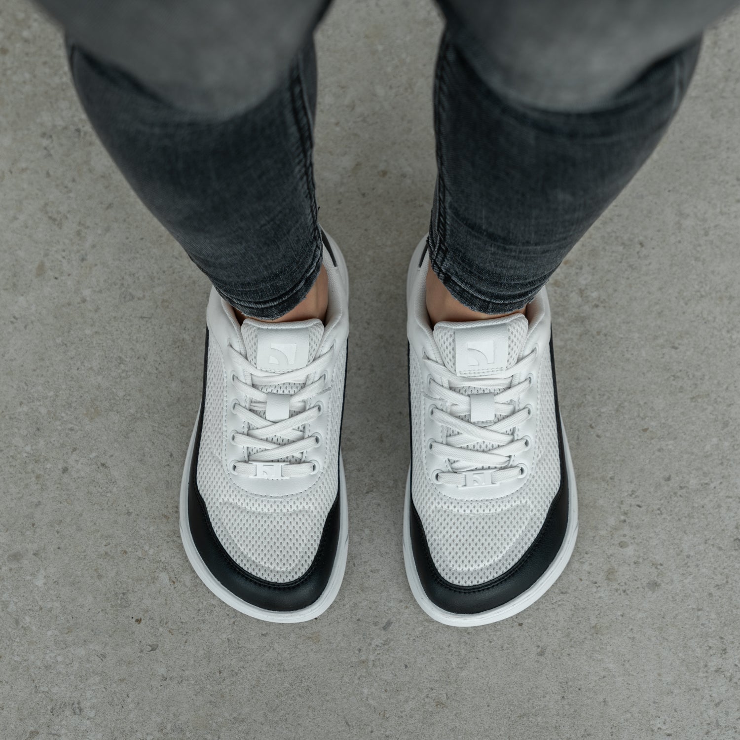 Barefoot Sneakers Barebarics Vaporo - White & Black - Barefoot Shoe Store