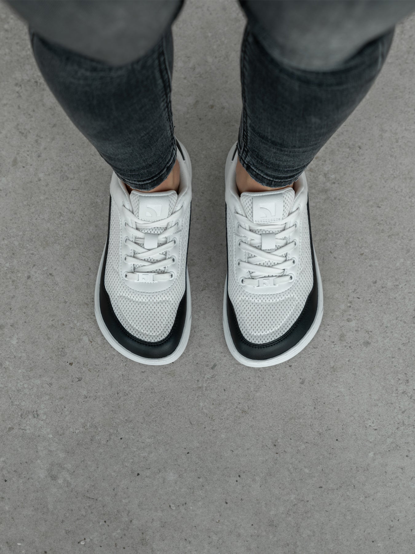 Barefoot Sneakers Barebarics Vaporo - White & Black - Barefoot Shoe Store