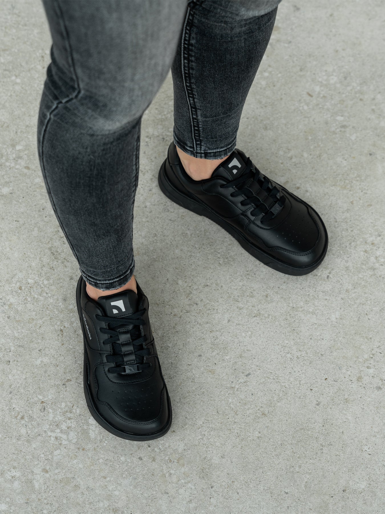 Barefoot Sneakers Barebarics Zing - All Black - Barefoot Shoe Store