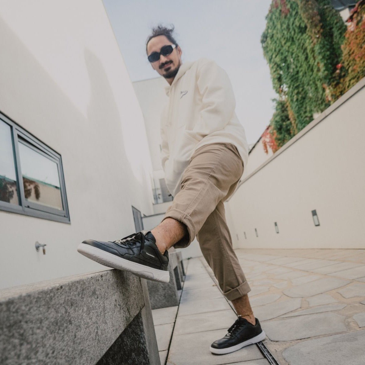 Barefoot Sneakers Barebarics Zing - Black & White - Leather - Barefoot Shoe Store