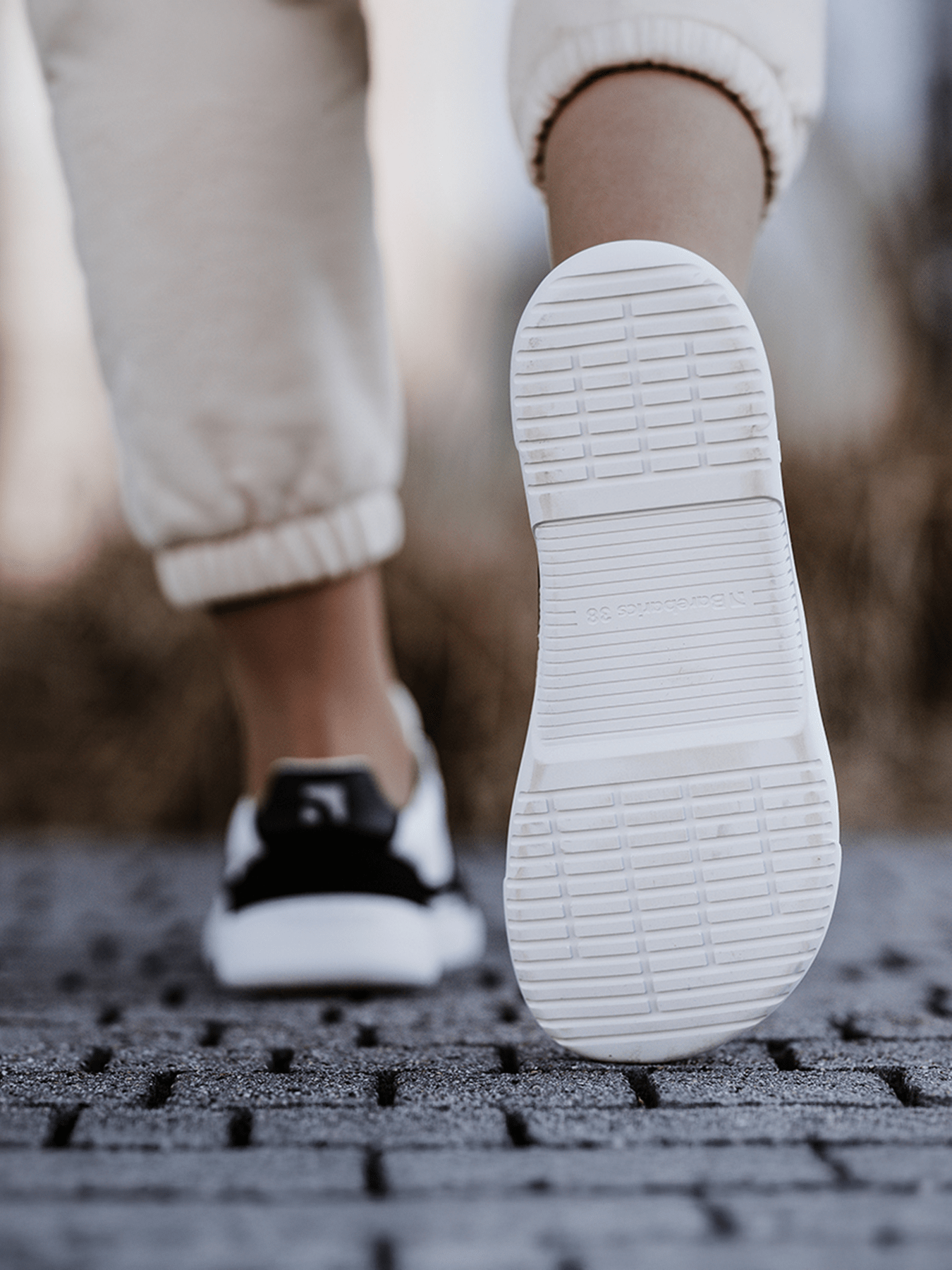 Barefoot Sneakers Barebarics - Zing - White & Black - Barefoot Shoe Store