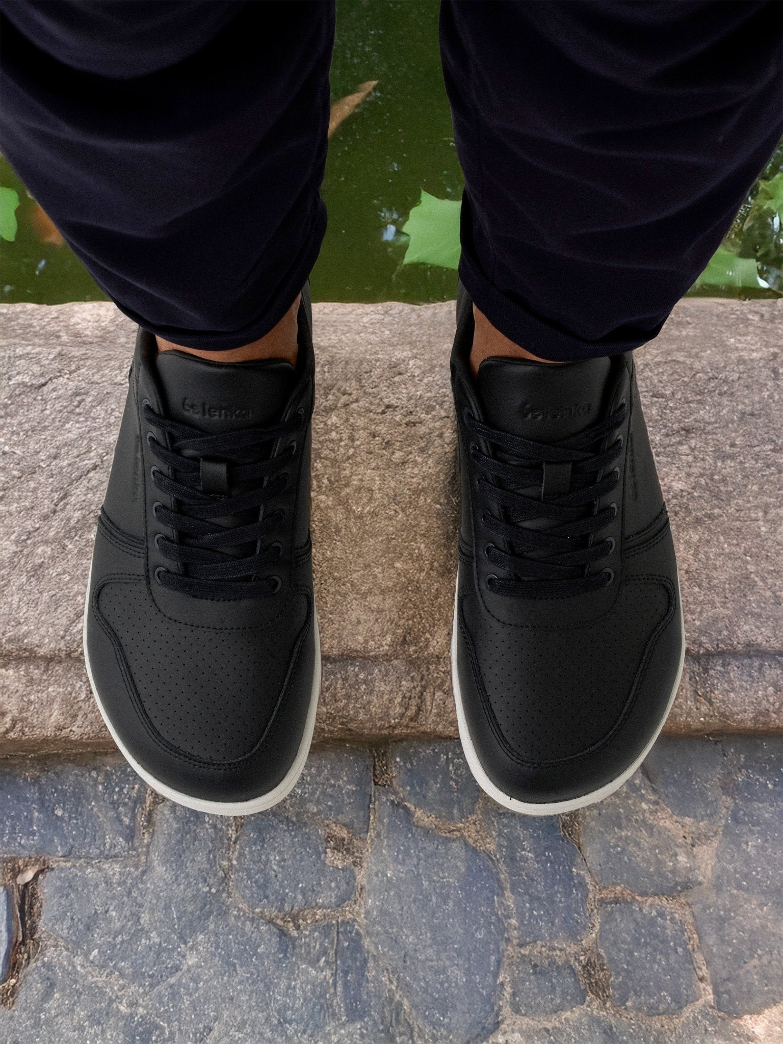 Barefoot Sneakers - Be Lenka Echo - Black & White - Barefoot Shoe Store