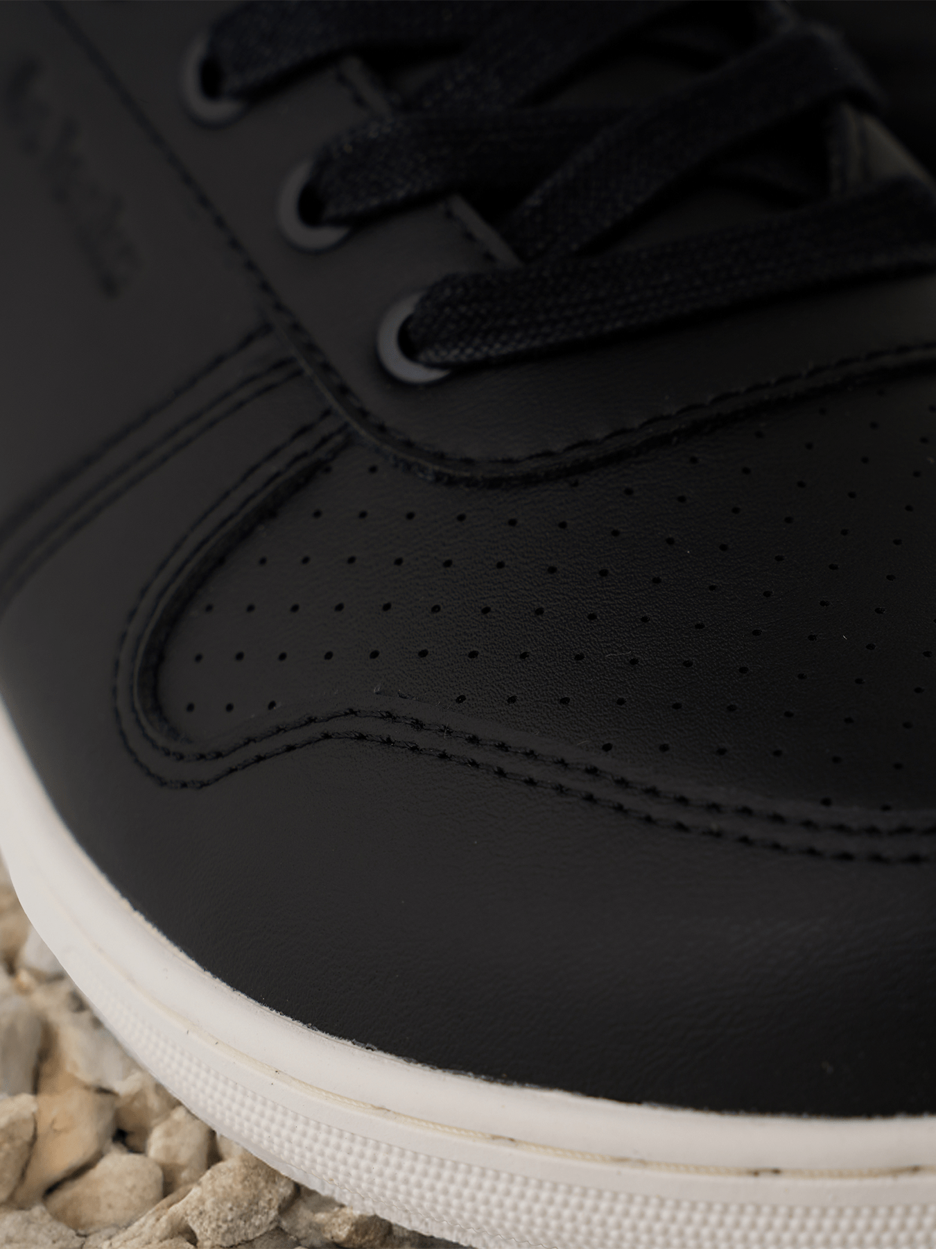 Barefoot Sneakers - Be Lenka Echo - Black & White - Barefoot Shoe Store