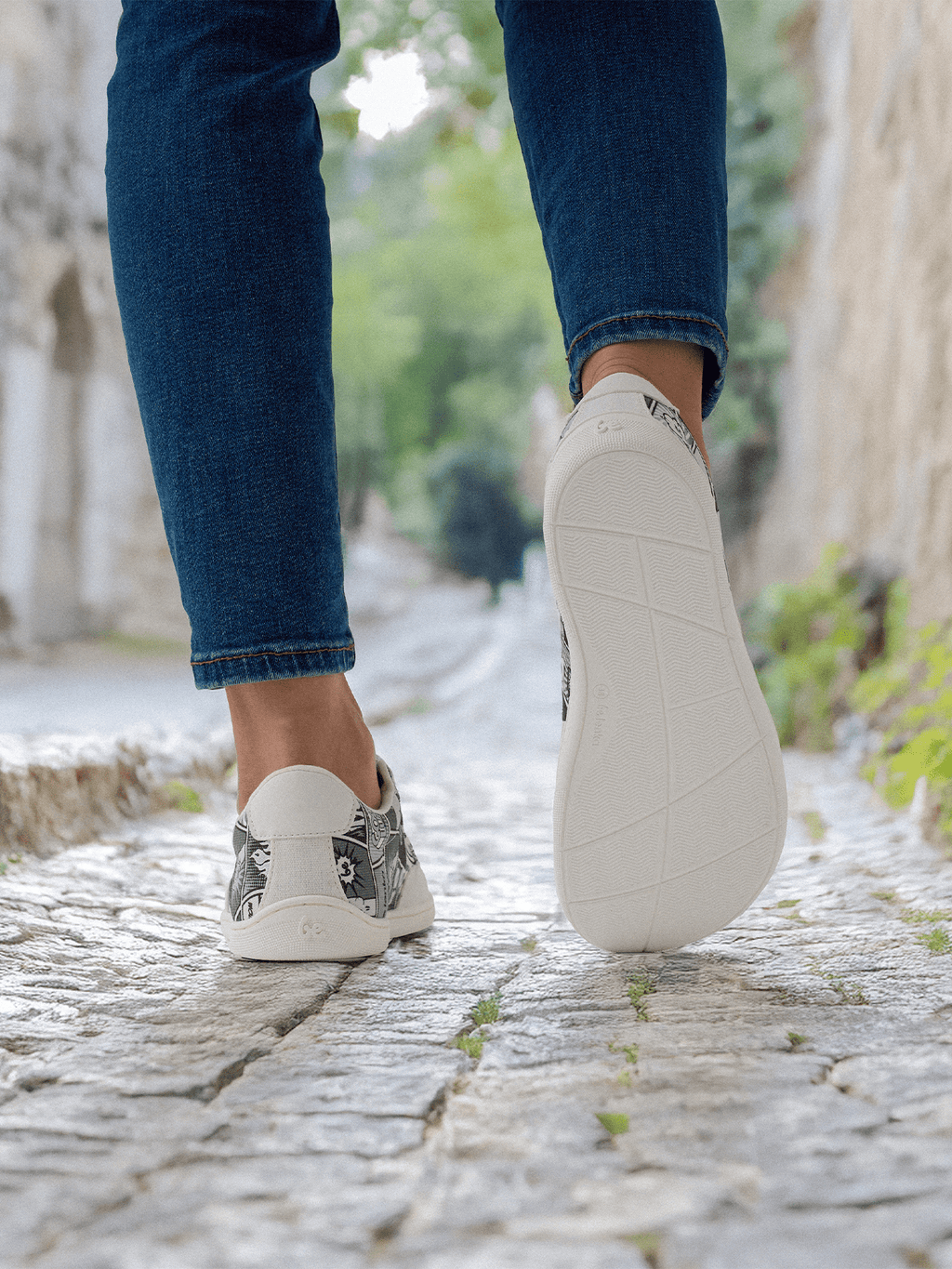 Barefoot Sneakers Be Lenka Rebound - Comics Black & White - Barefoot Shoe Store