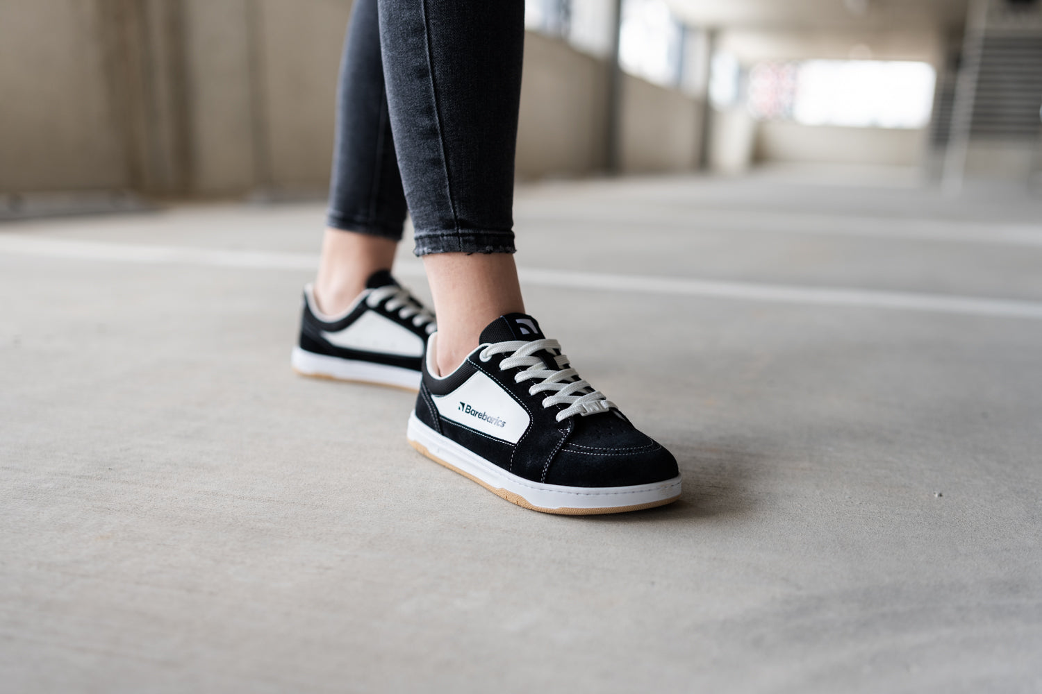 Barefoot Shoes Barebarics Legend - Black & White