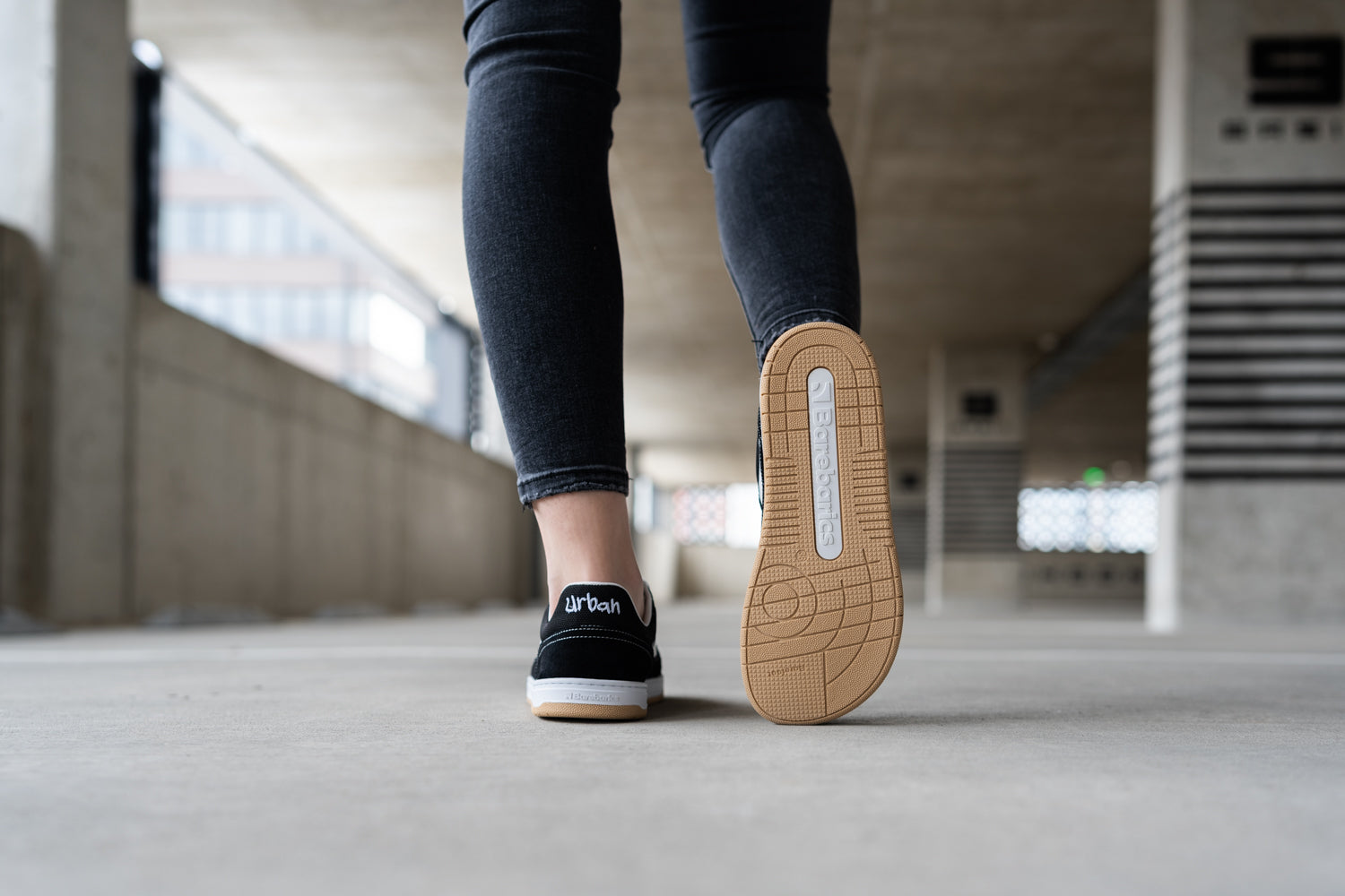Barefoot Shoes Barebarics Legend - Black & White
