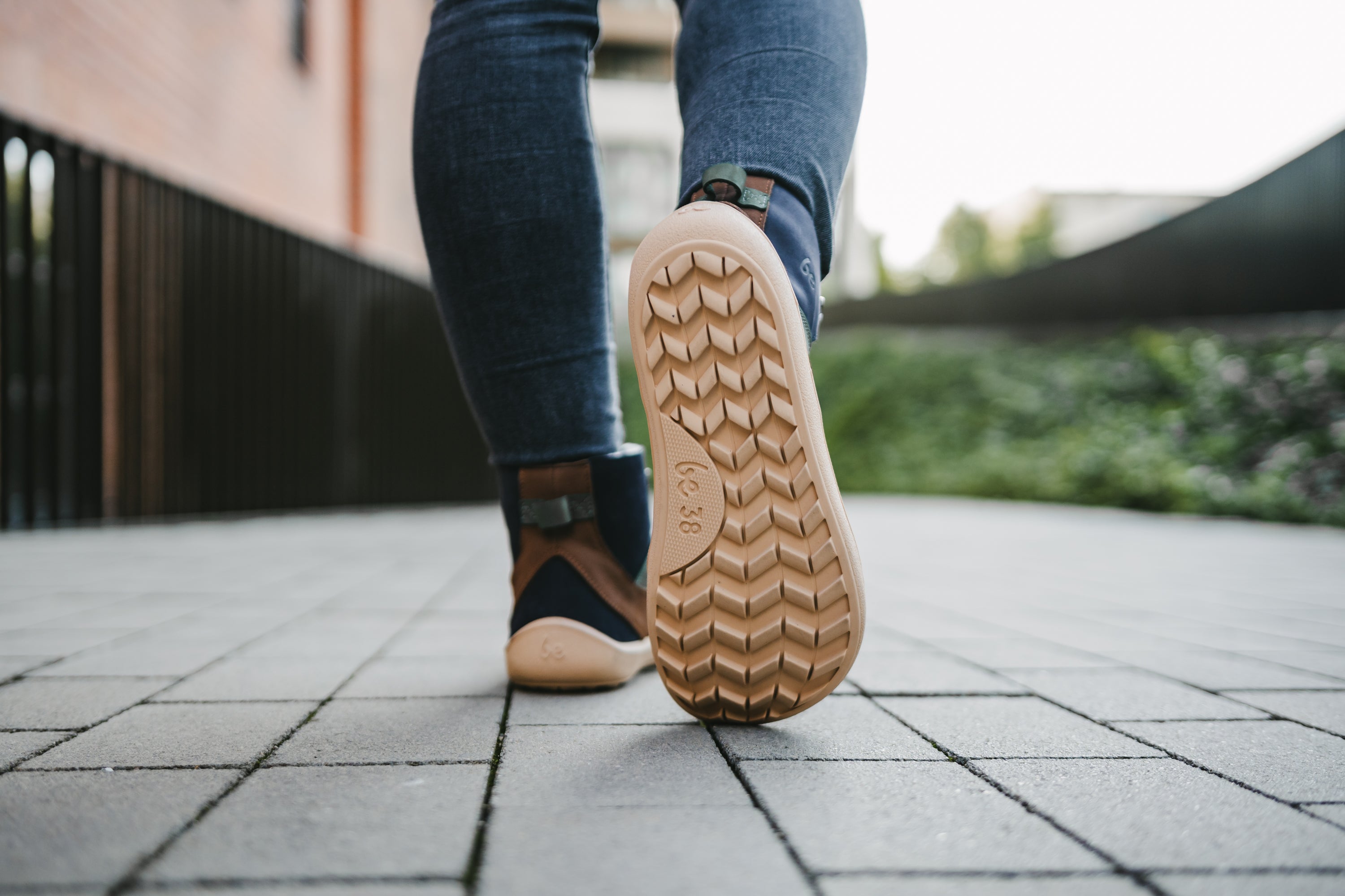 Barefoot Boots Be Lenka York - Navy, Brown & Beige