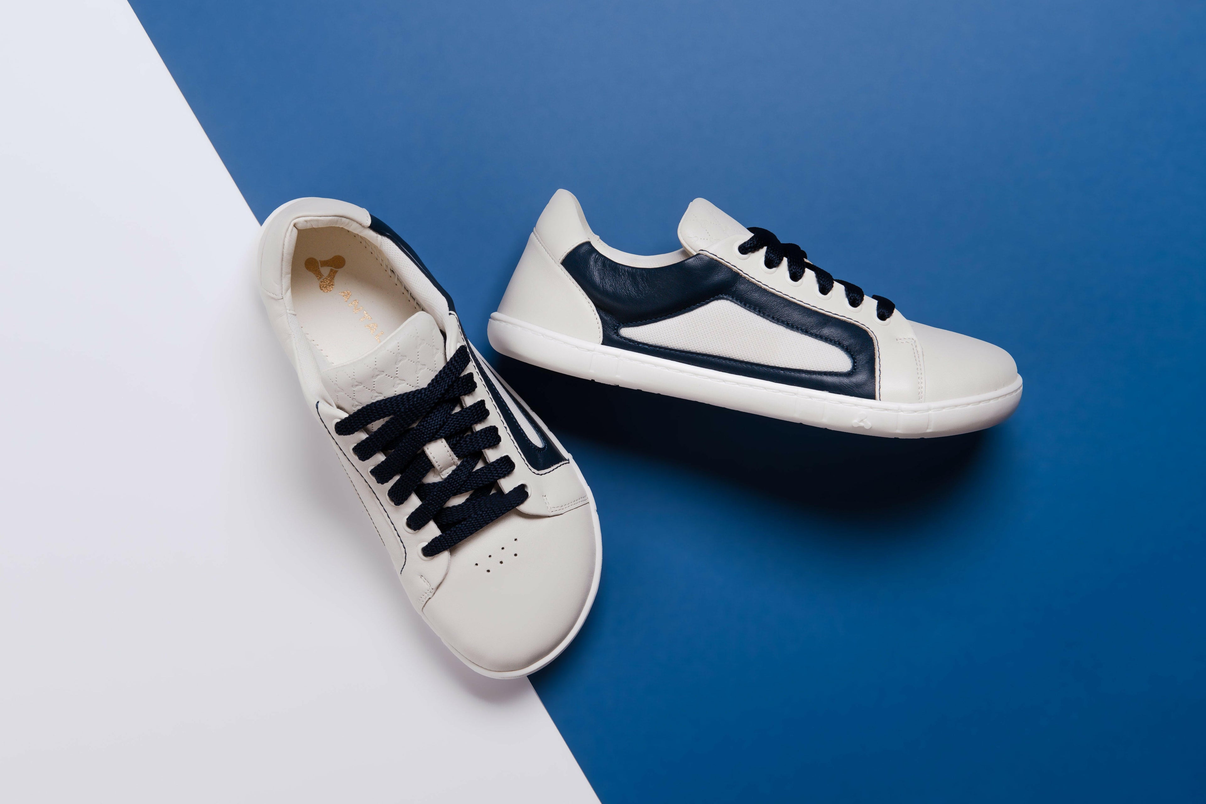Antal Aire Navy.