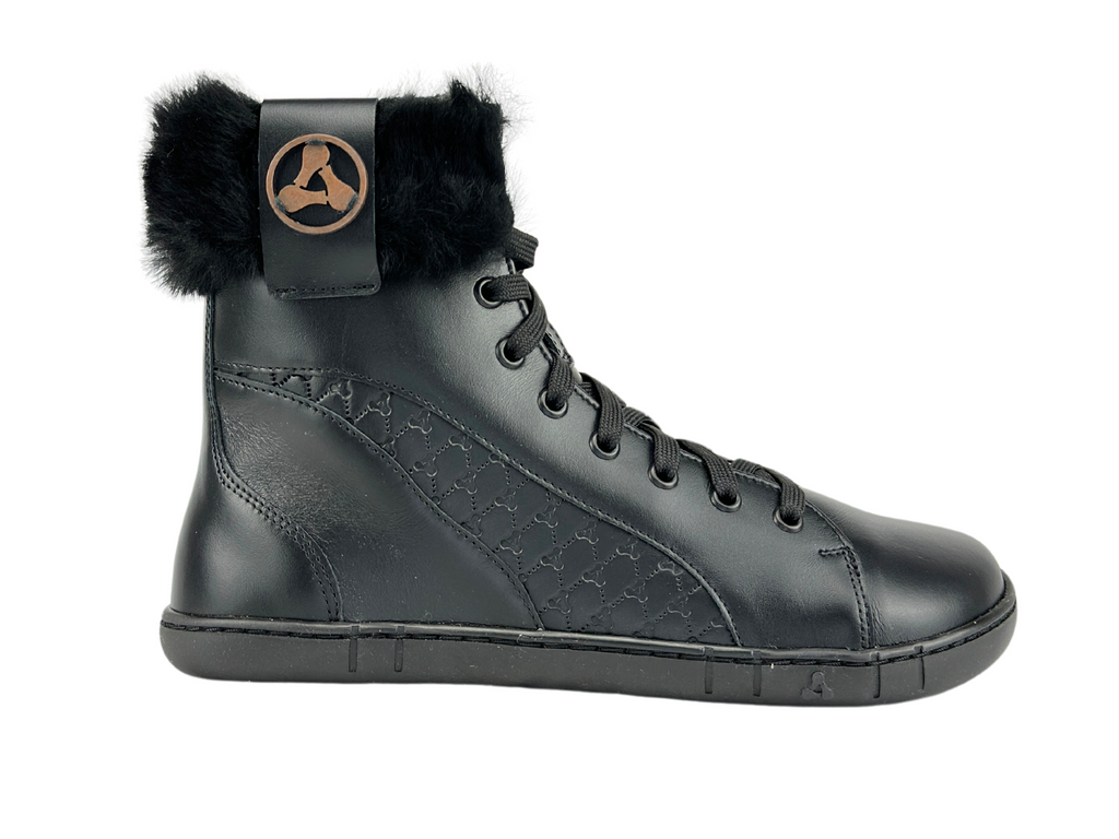 Calida Black.
