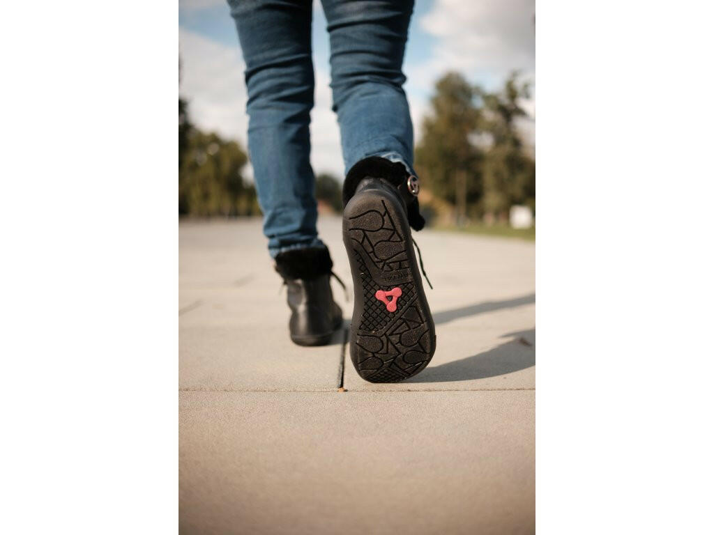 Calida Black.
