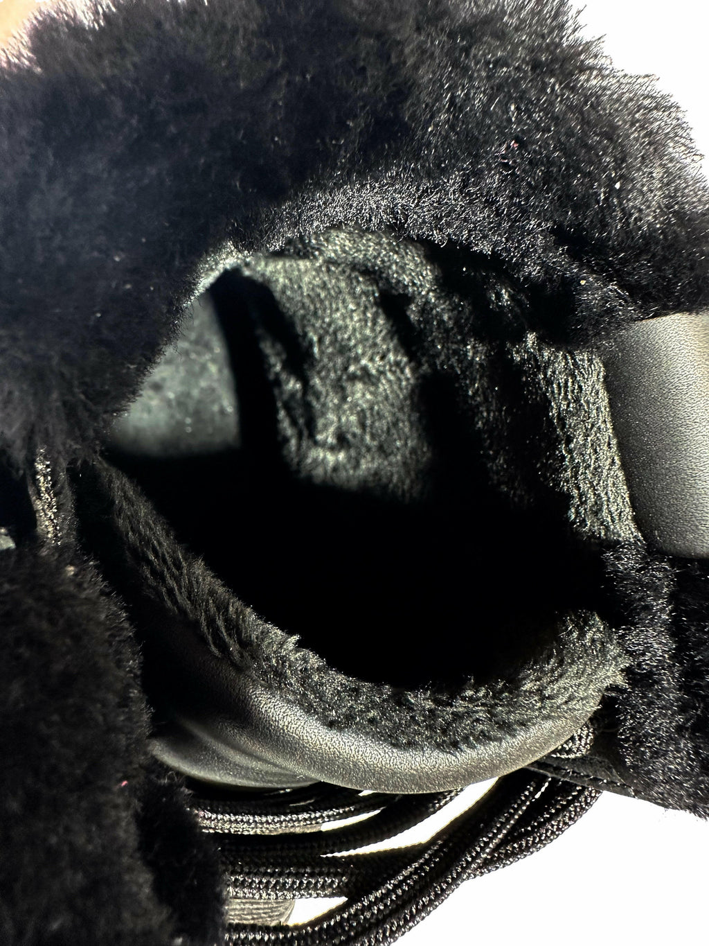 Calida Black.