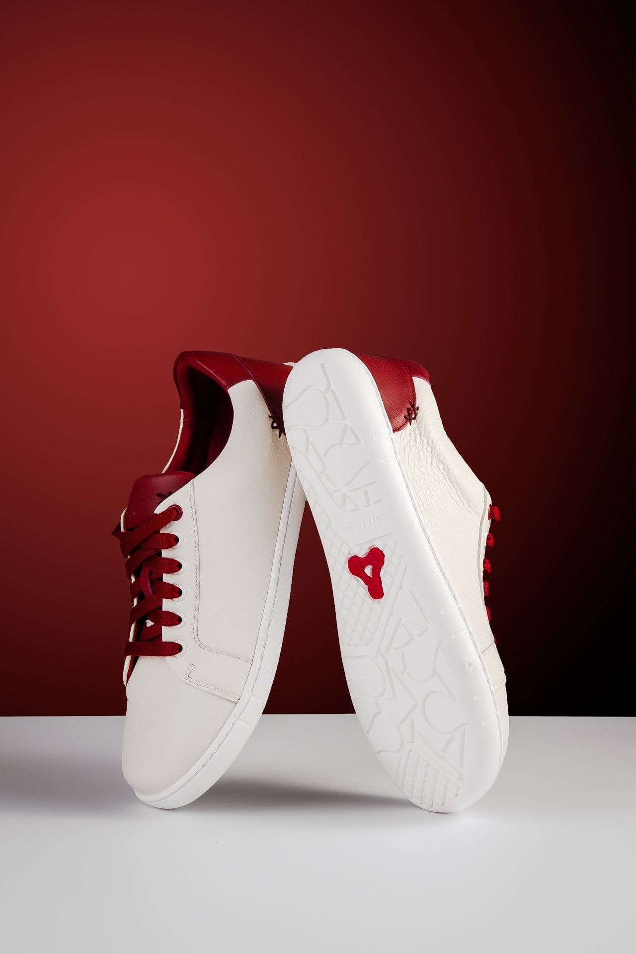 Antal Camino Red.