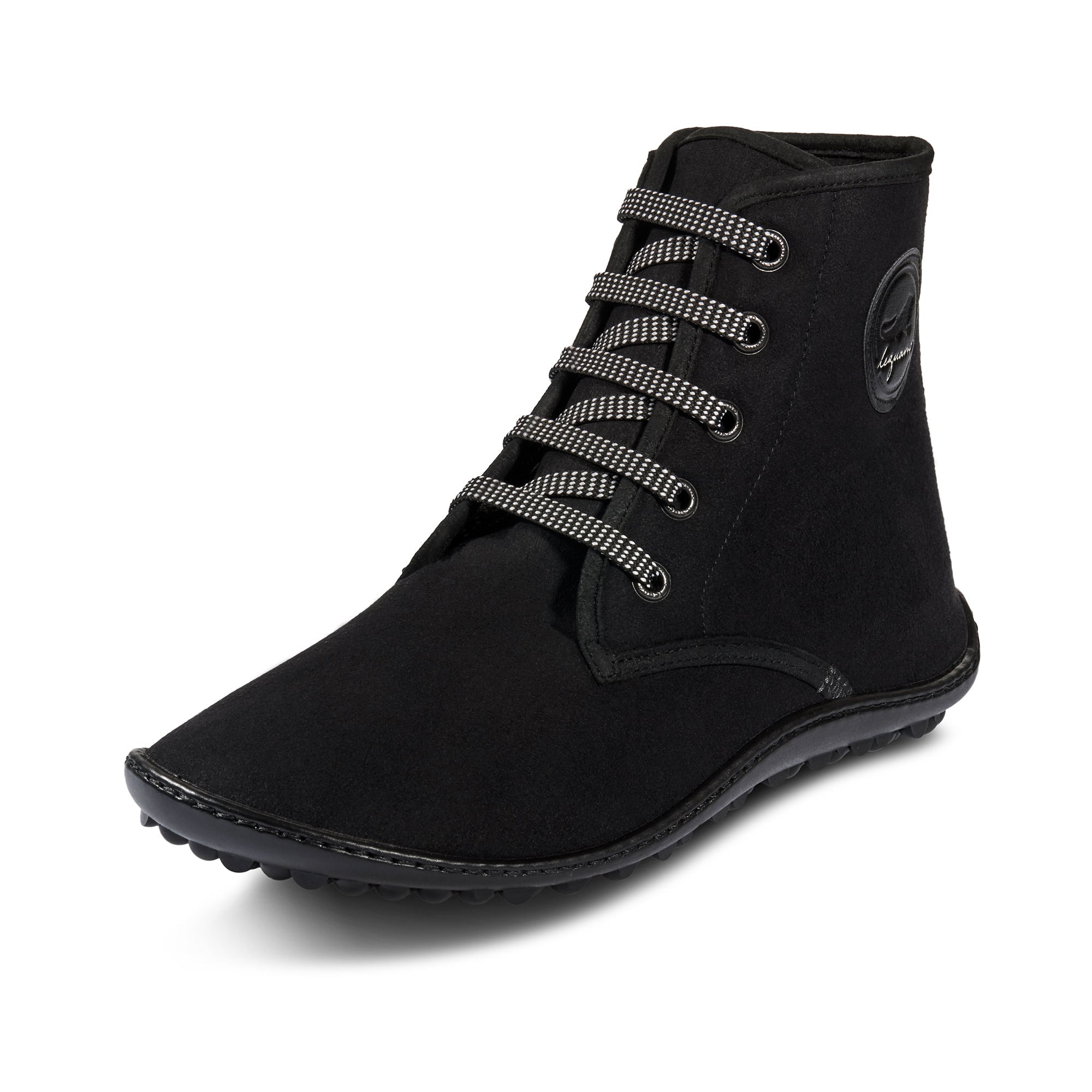 Chester Light - Black.